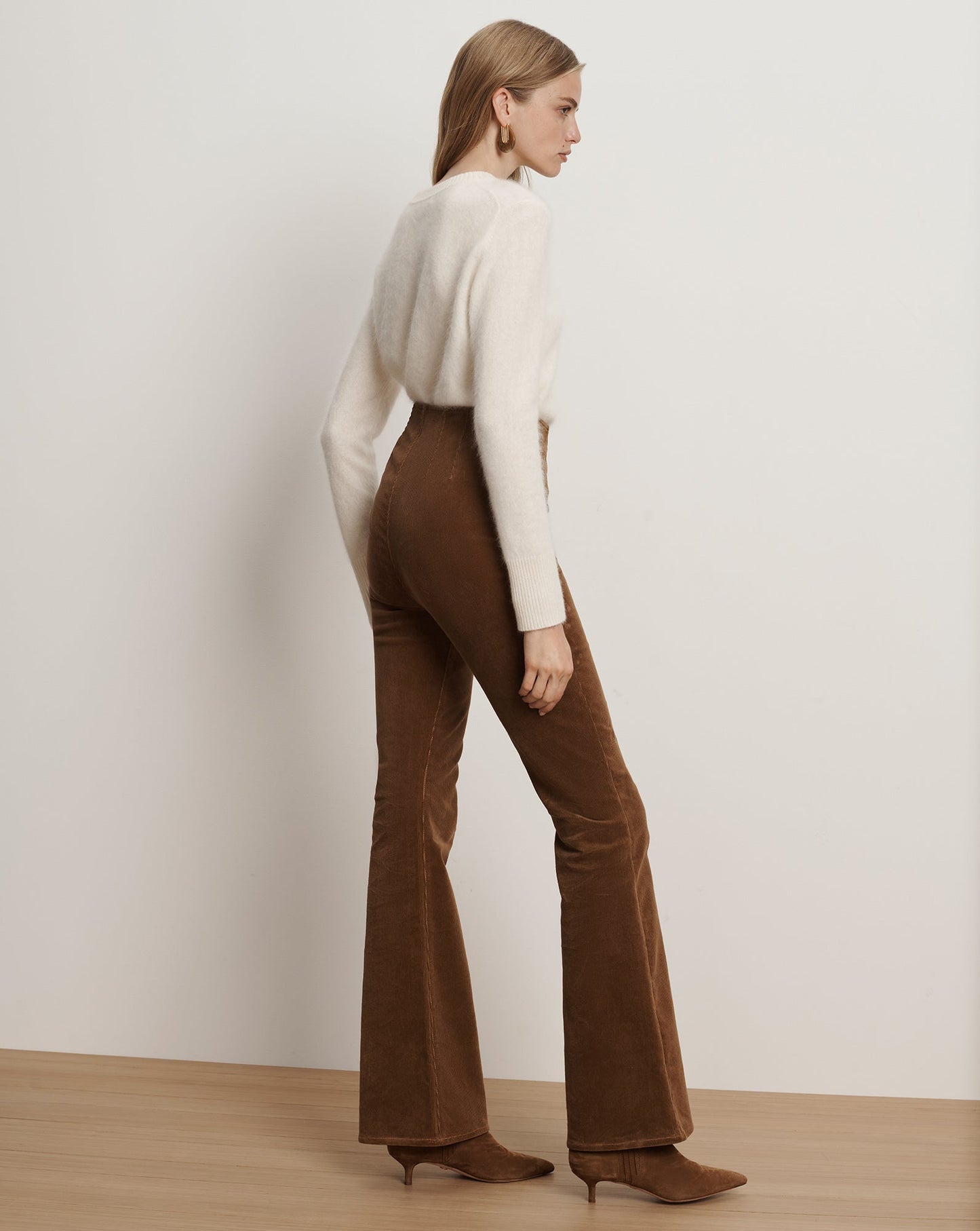 Beverly Off-Duty Skinny-Flare Pant