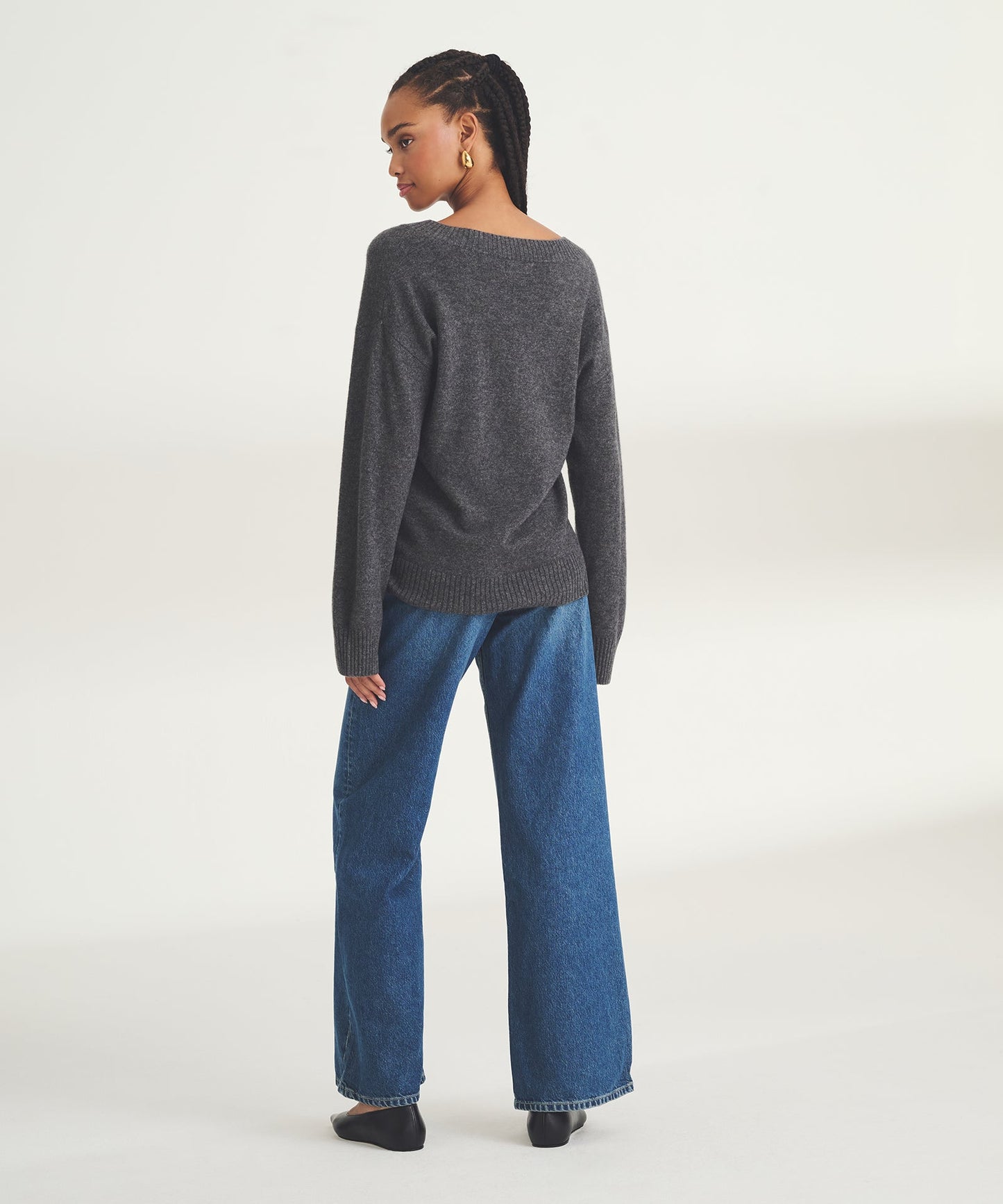 Signature Cashmere Wide Sleeve V-Neck Sweater