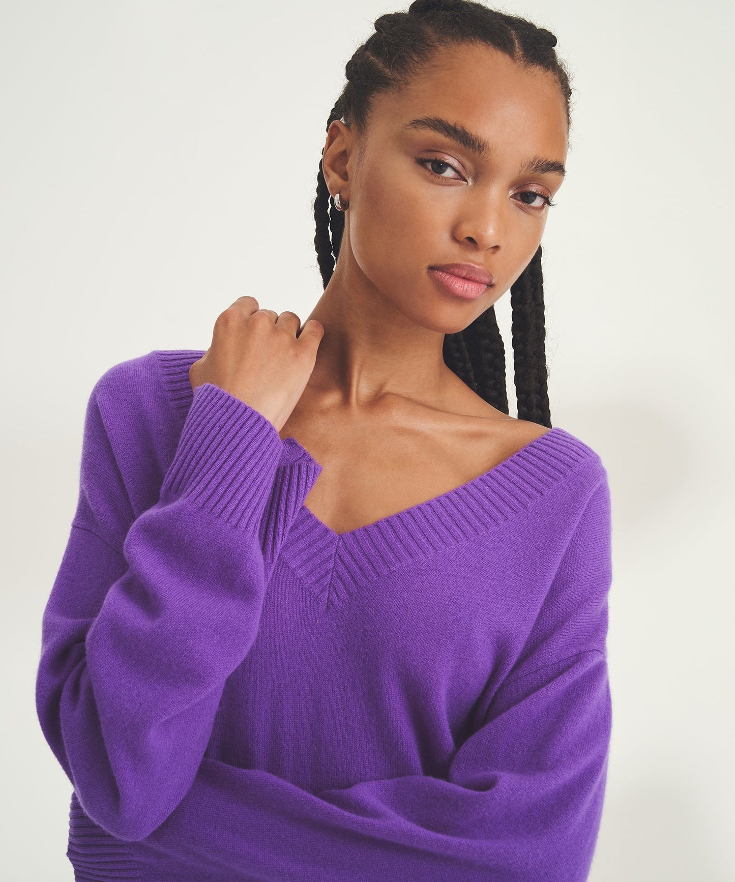 Signature Cashmere Wide Sleeve V-Neck Sweater