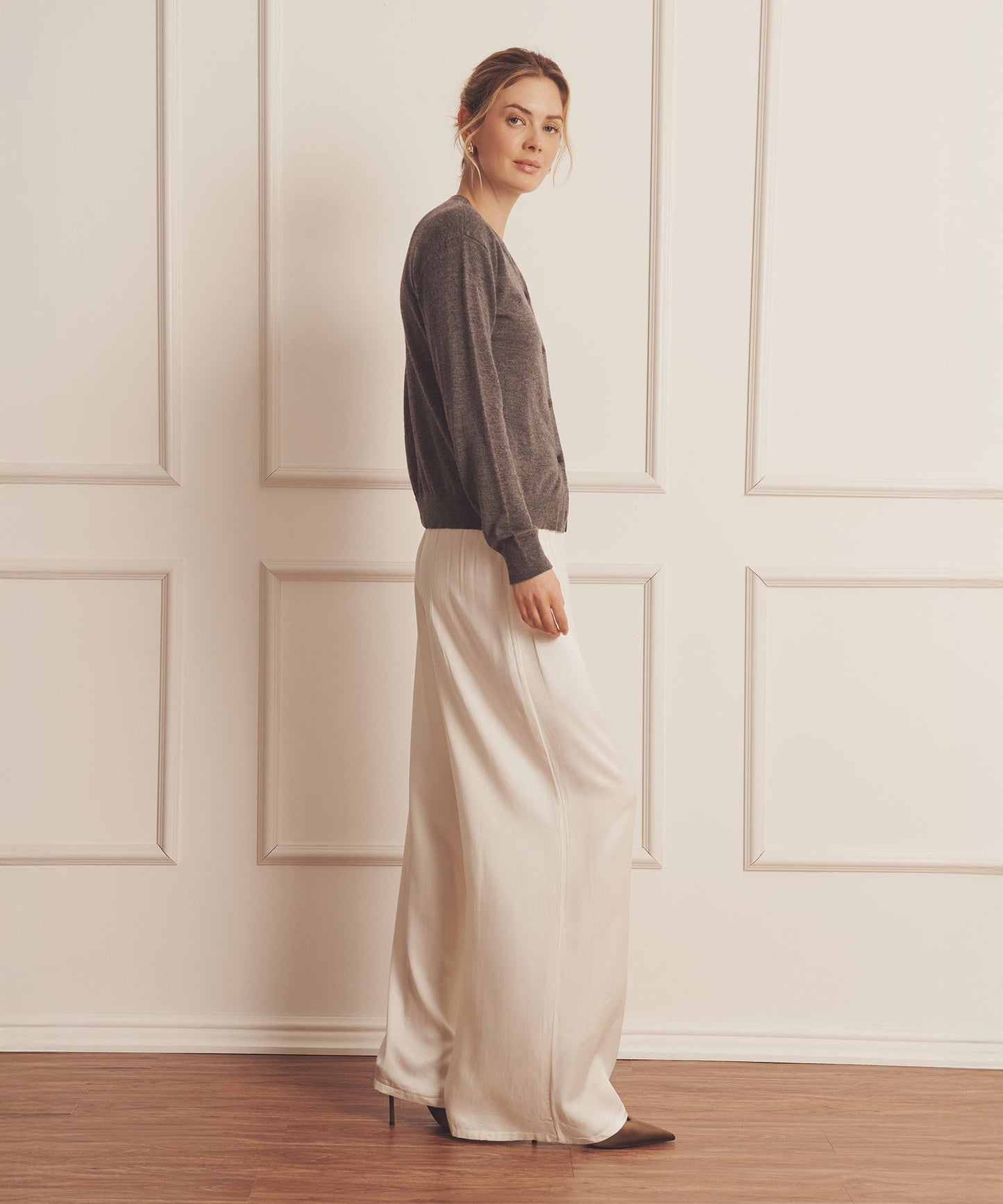 Super Fine Cashmere Classic Cardigan