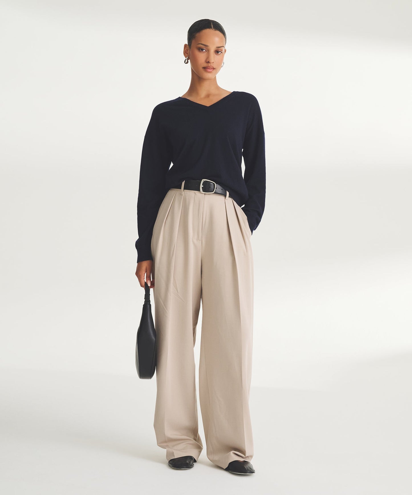 Super Fine Cashmere V-Neck