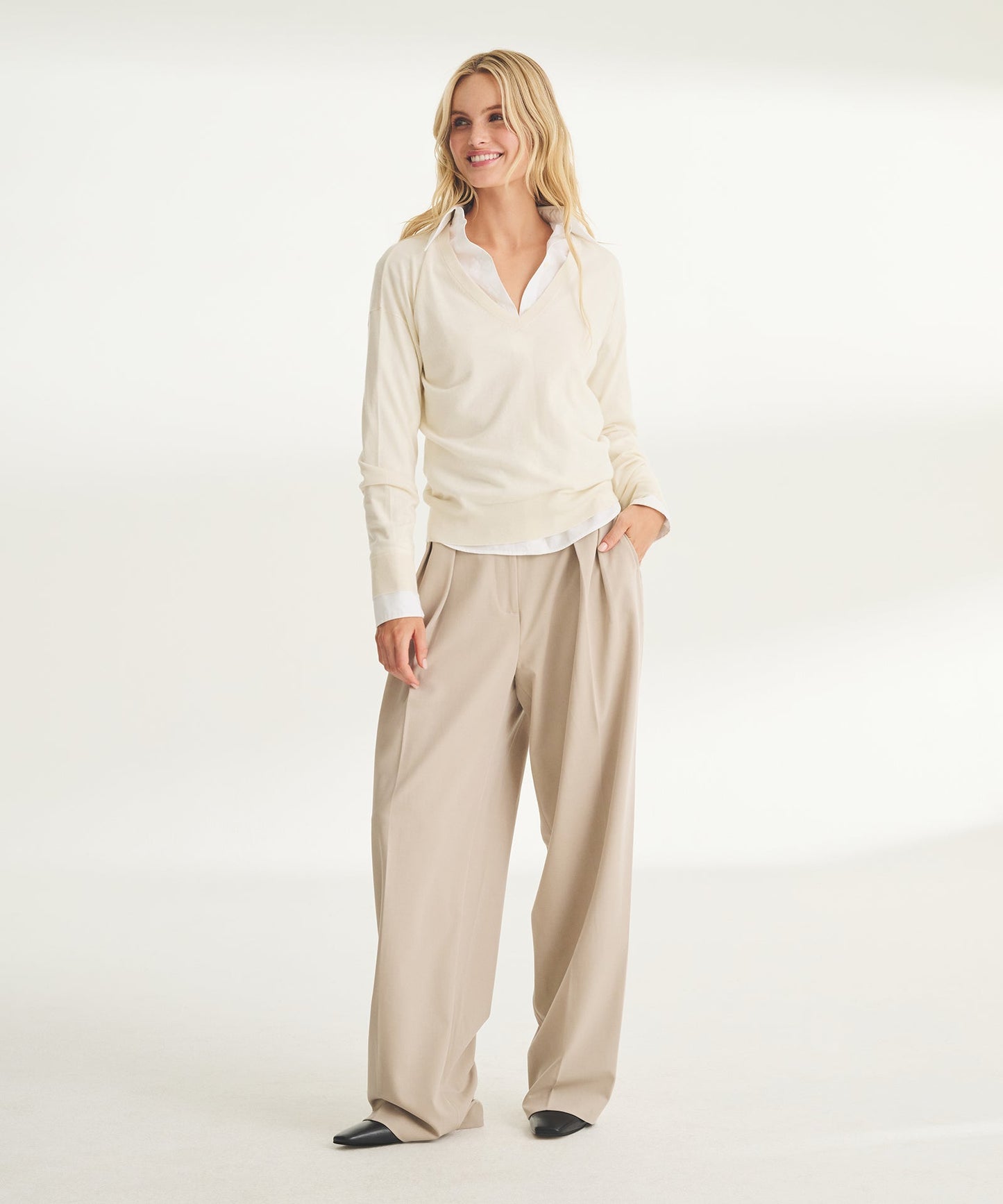 Super Fine Cashmere V-Neck
