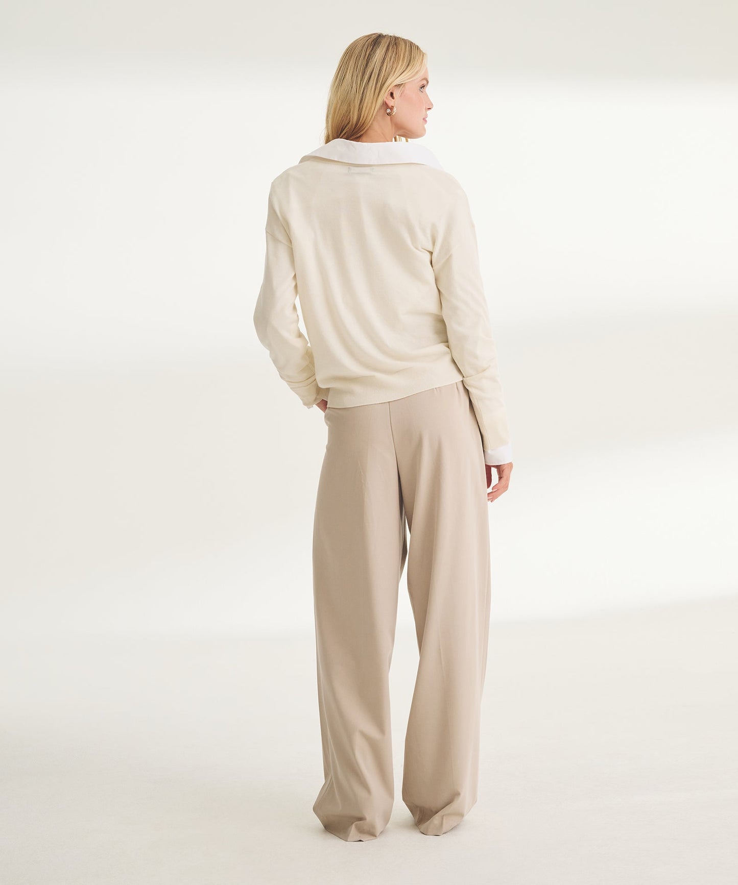 Super Fine Cashmere V-Neck