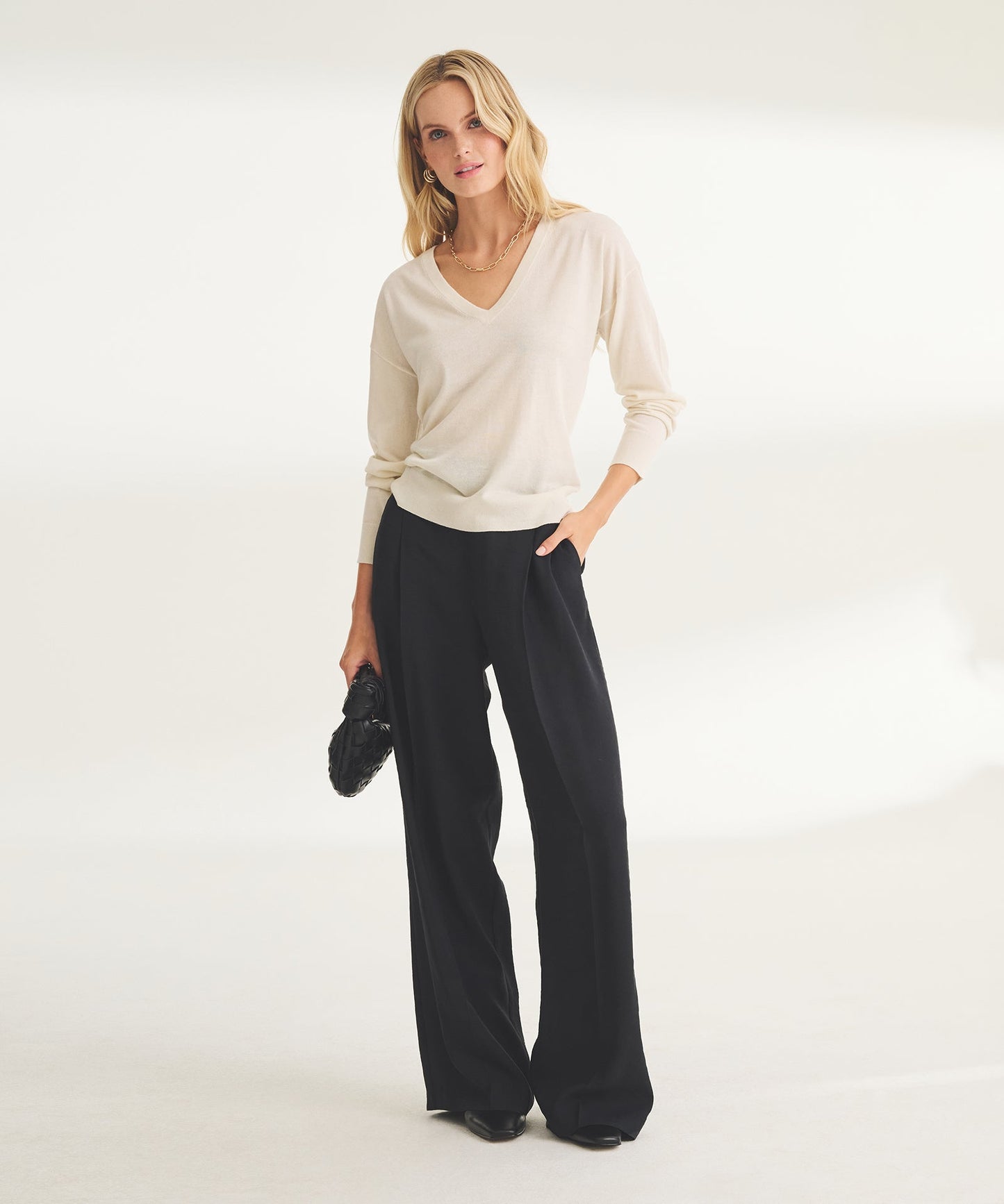 Super Fine Cashmere V-Neck