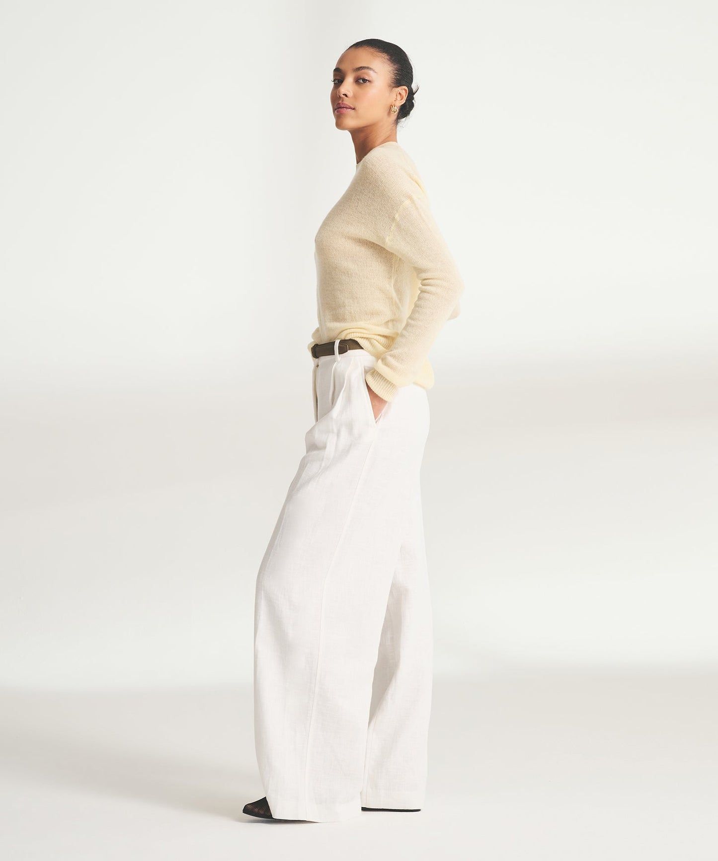 Featherweight Cashmere Crewneck Sweater