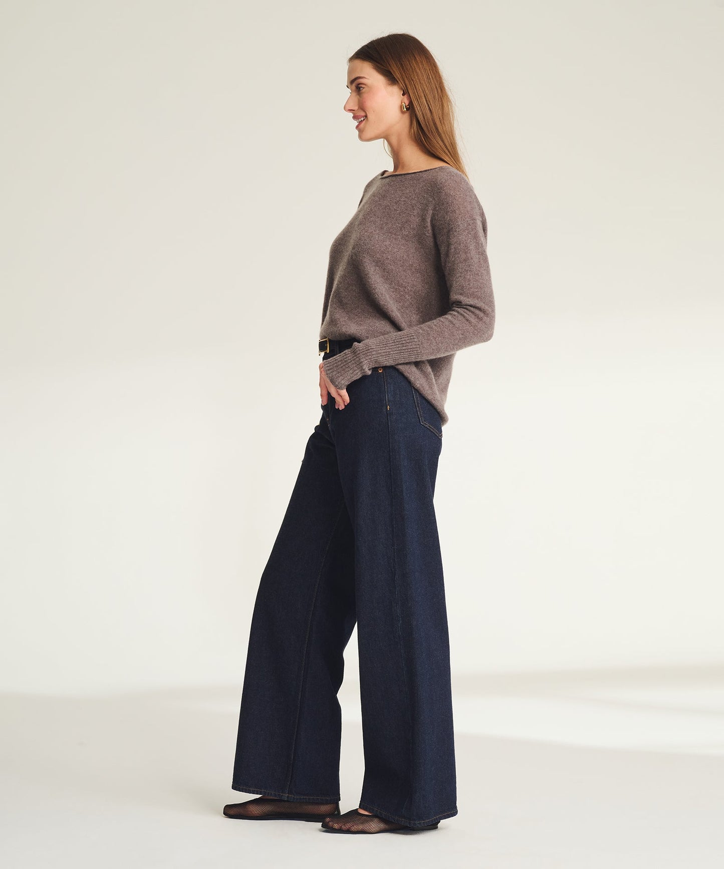 Lightweight Cashmere Boatneck Sweater