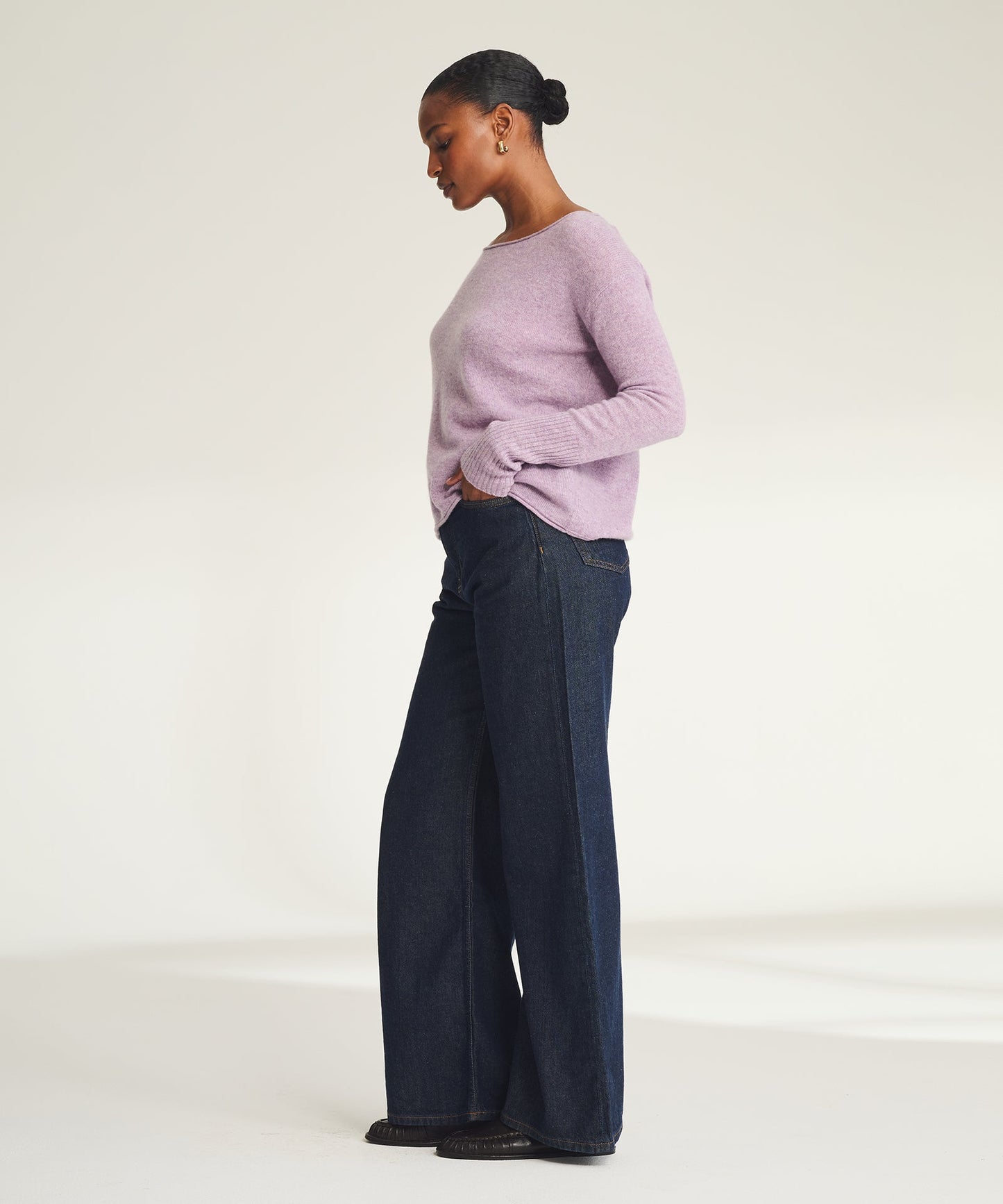 Lightweight Cashmere Boatneck Sweater