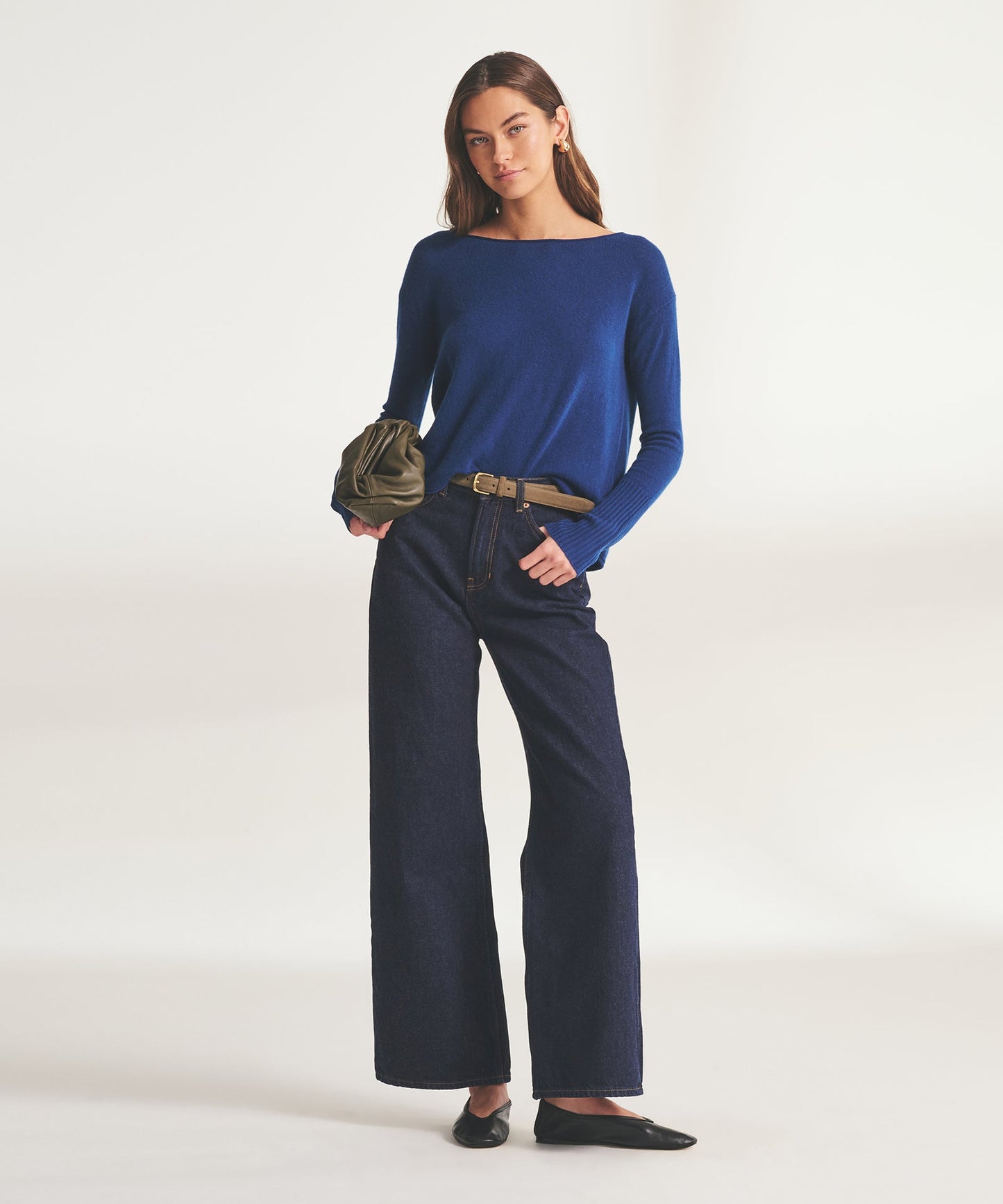 Lightweight Cashmere Boatneck Sweater