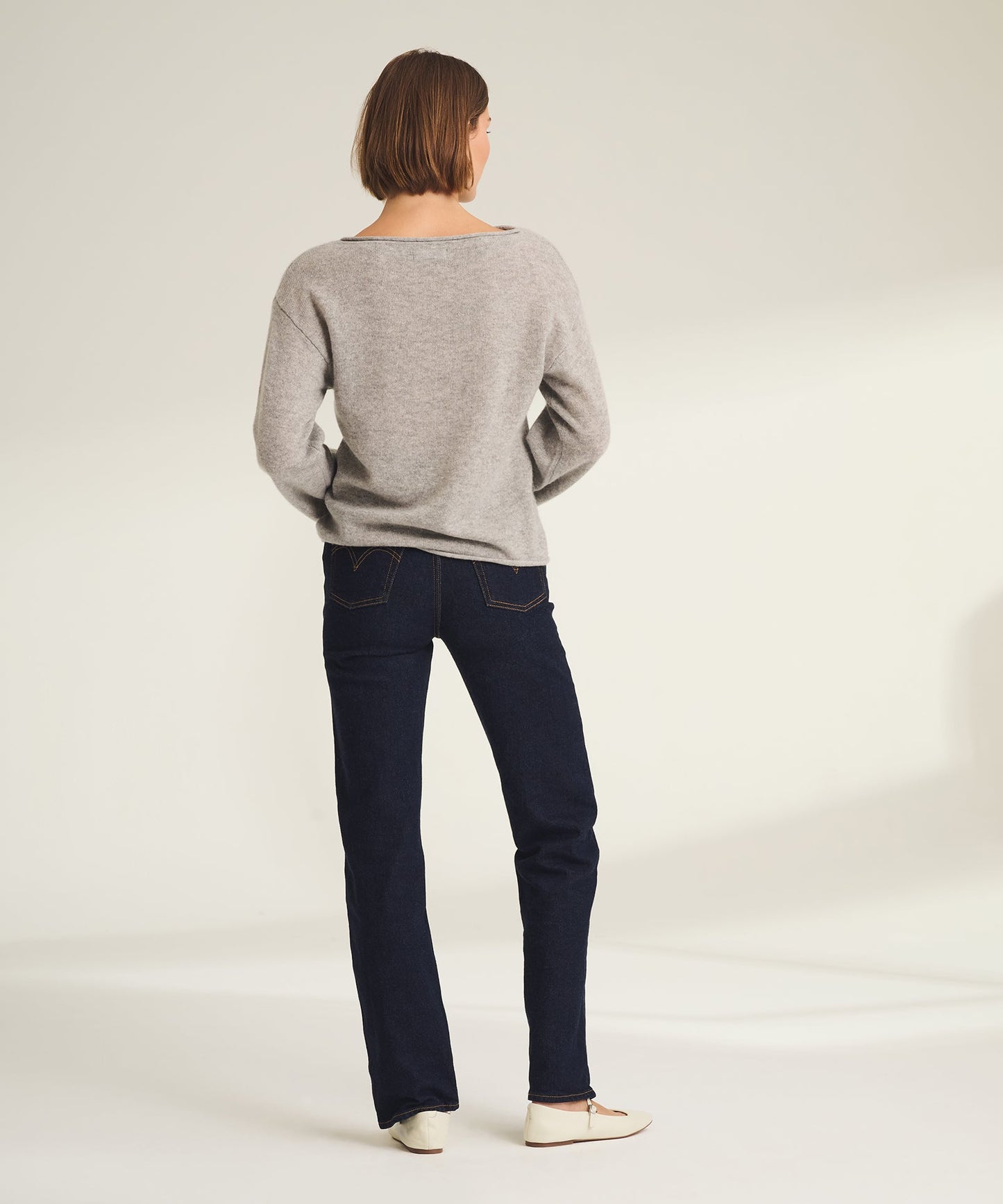 Lightweight Cashmere Relaxed Boatneck Sweater