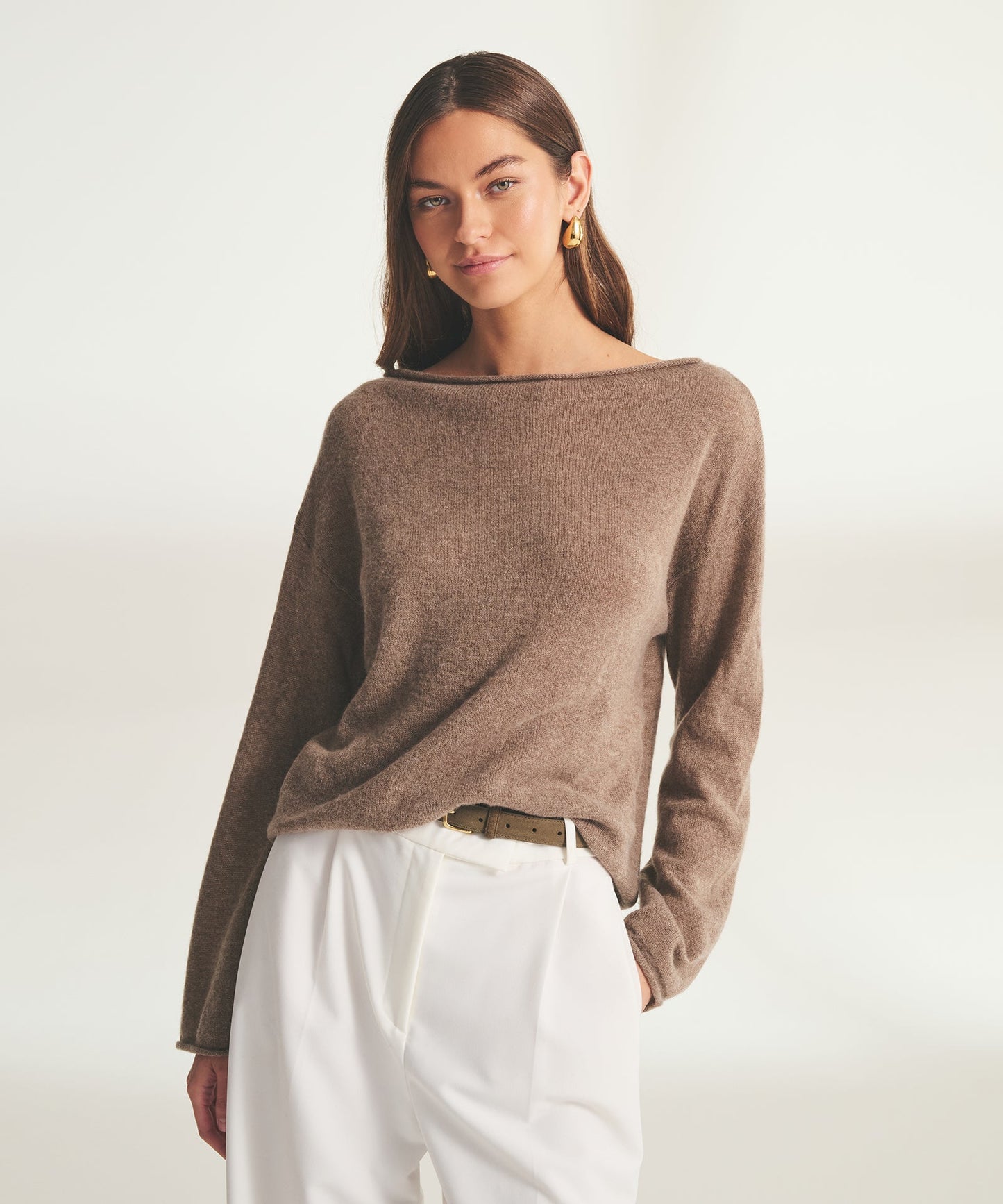 Lightweight Cashmere Relaxed Boatneck Sweater