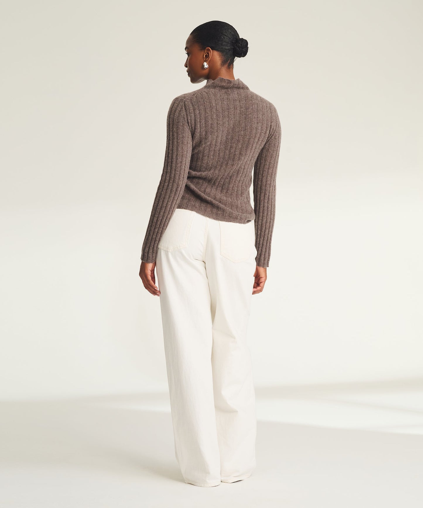 Lightweight Cashmere Ribbed Mockneck Sweater