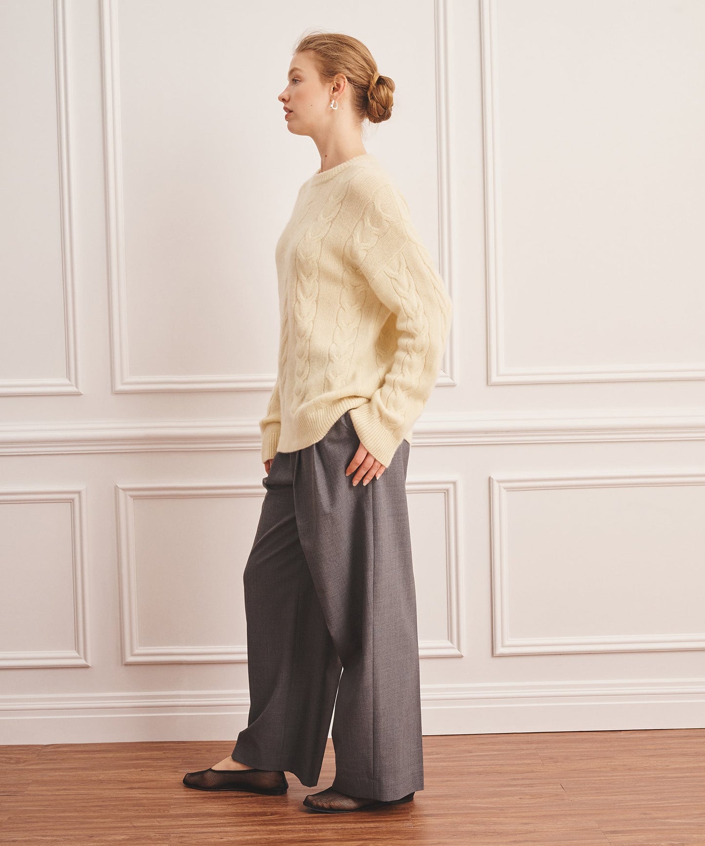 Luxe Cashmere Cable Crewneck