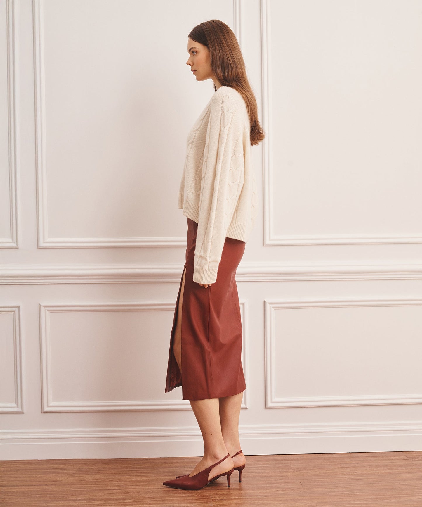 Luxe Cashmere Cable V-Neck Sweater