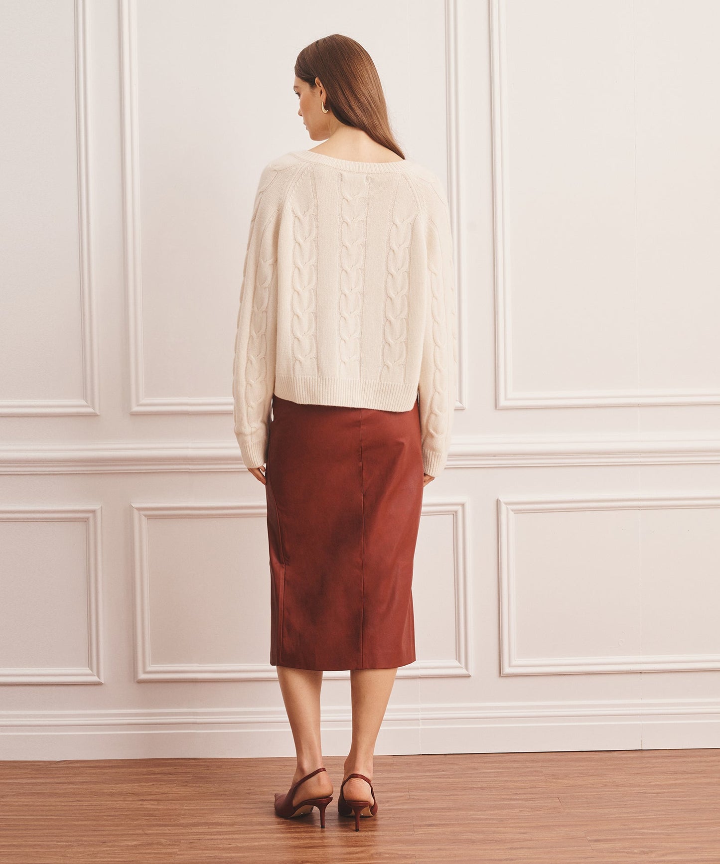 Luxe Cashmere Cable V-Neck Sweater