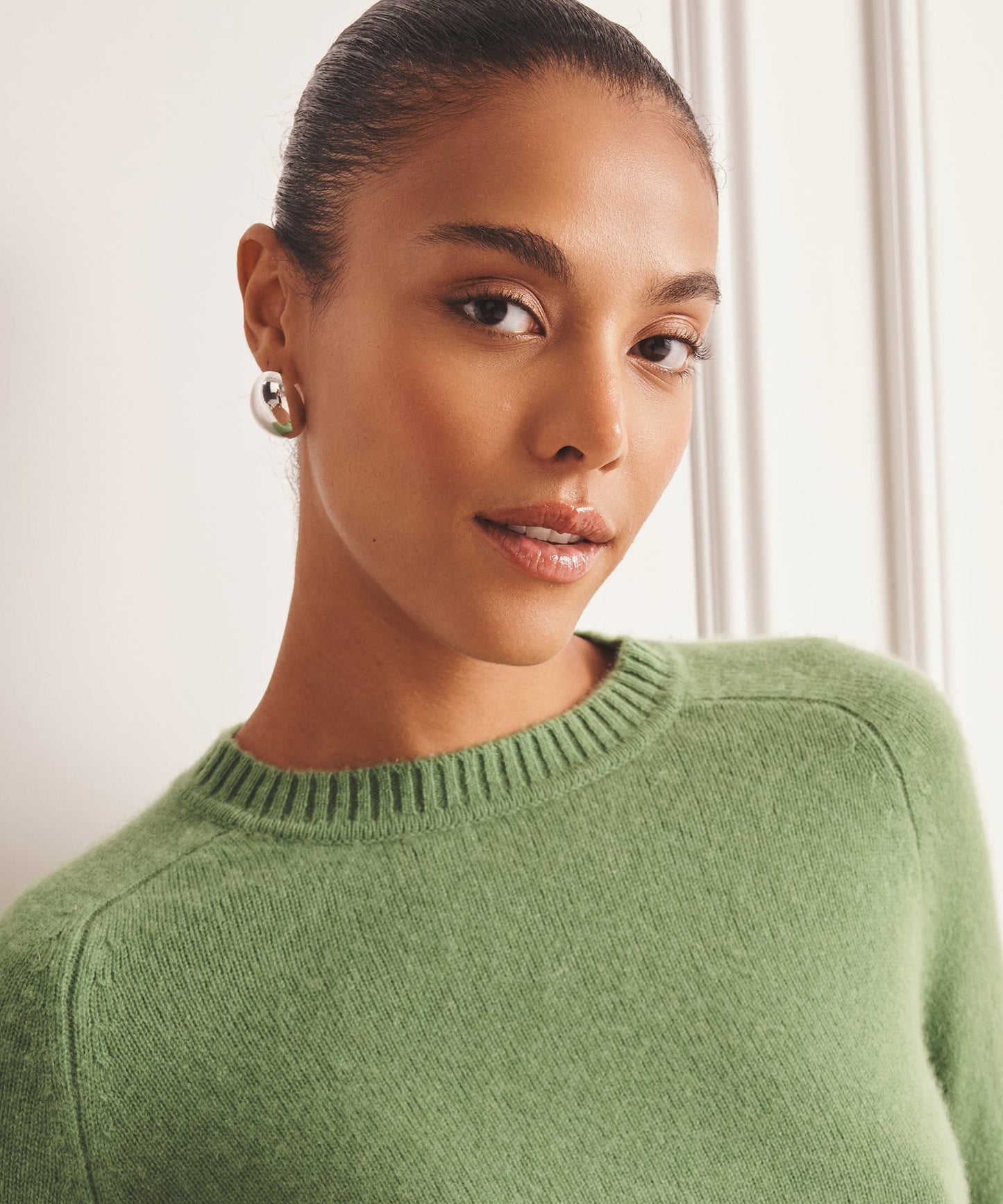 Luxe Cashmere Saddle Crewneck Sweater