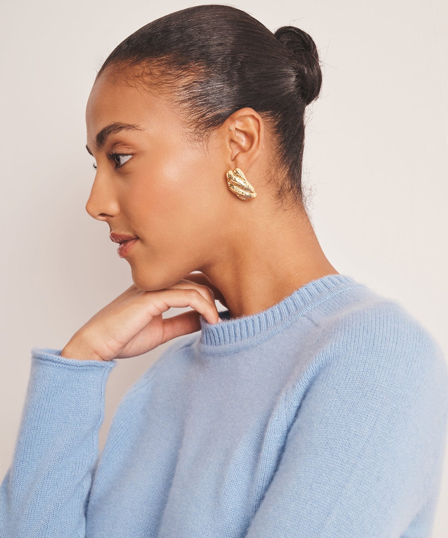 Luxe Cashmere Saddle Crewneck Sweater