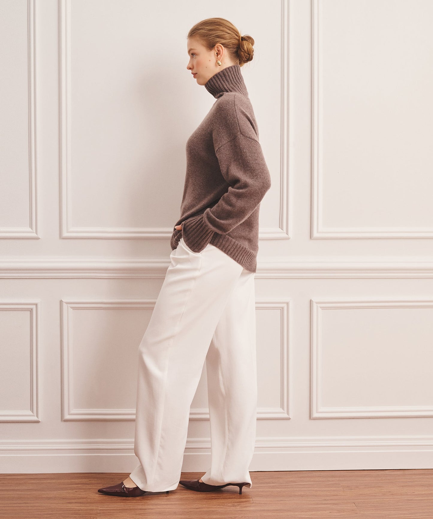 Luxe Cashmere Turtleneck Sweater