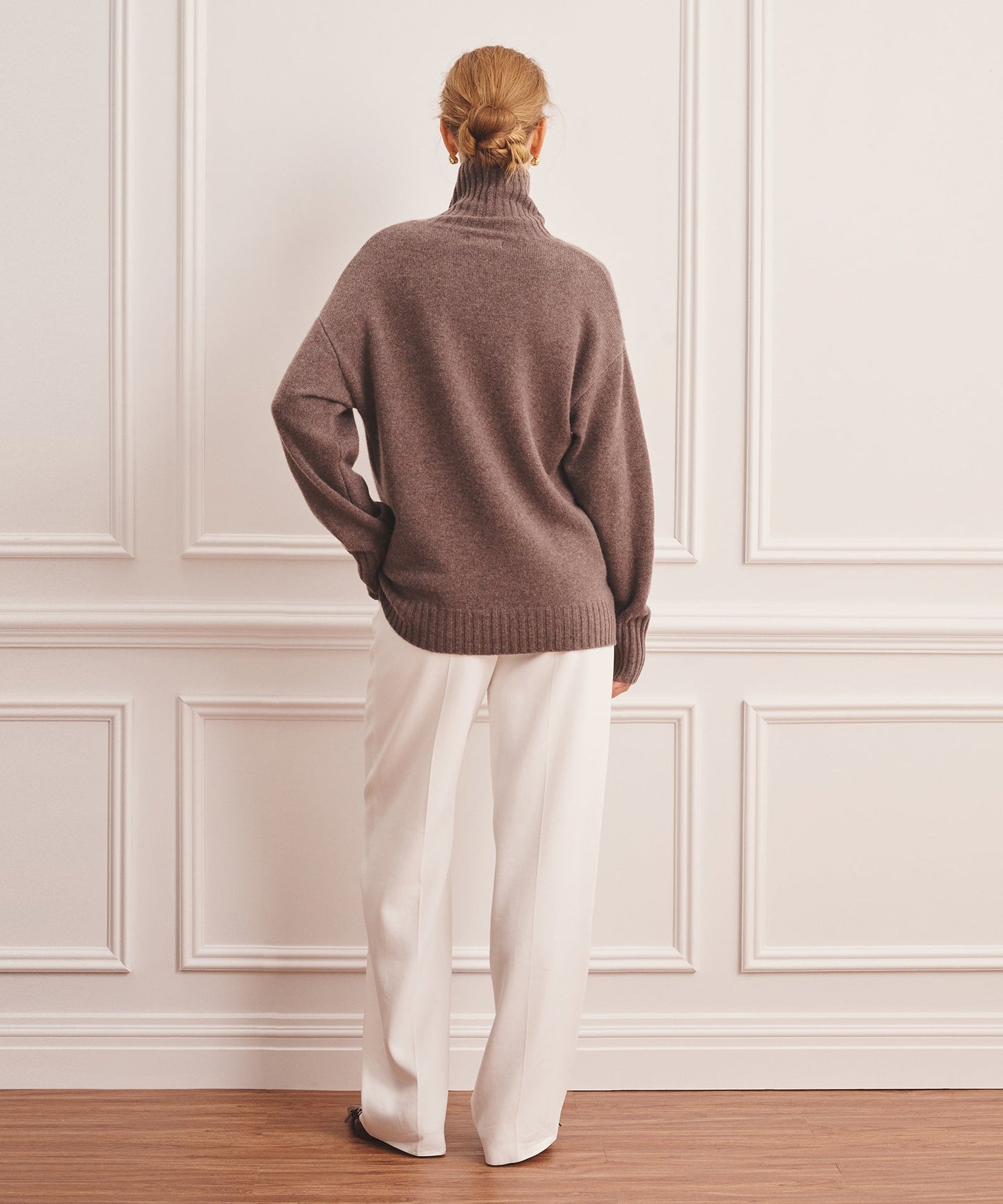 Luxe Cashmere Turtleneck Sweater