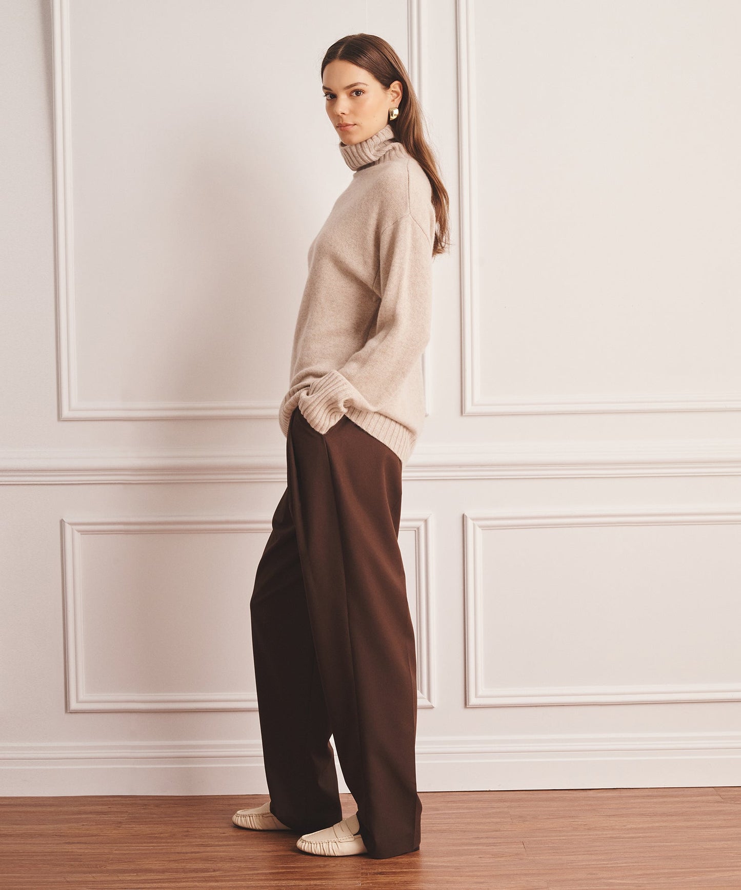 Luxe Cashmere Turtleneck Sweater