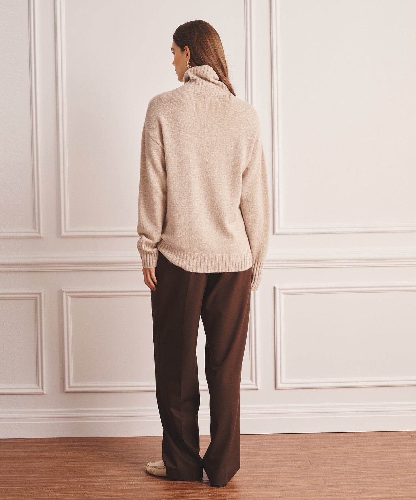 Luxe Cashmere Turtleneck Sweater