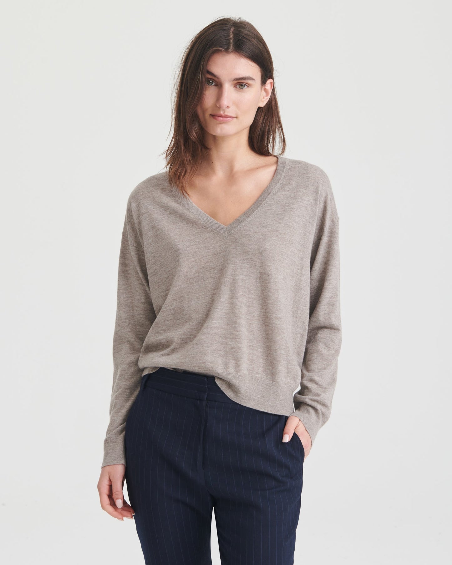 Super Fine Cashmere V-Neck