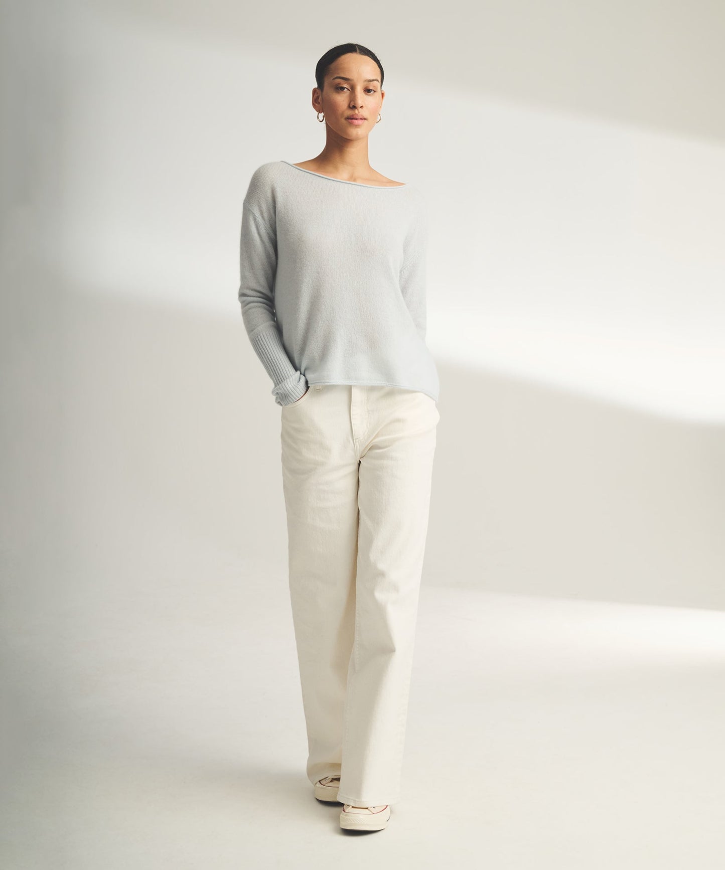 Lightweight Cashmere Boatneck Sweater