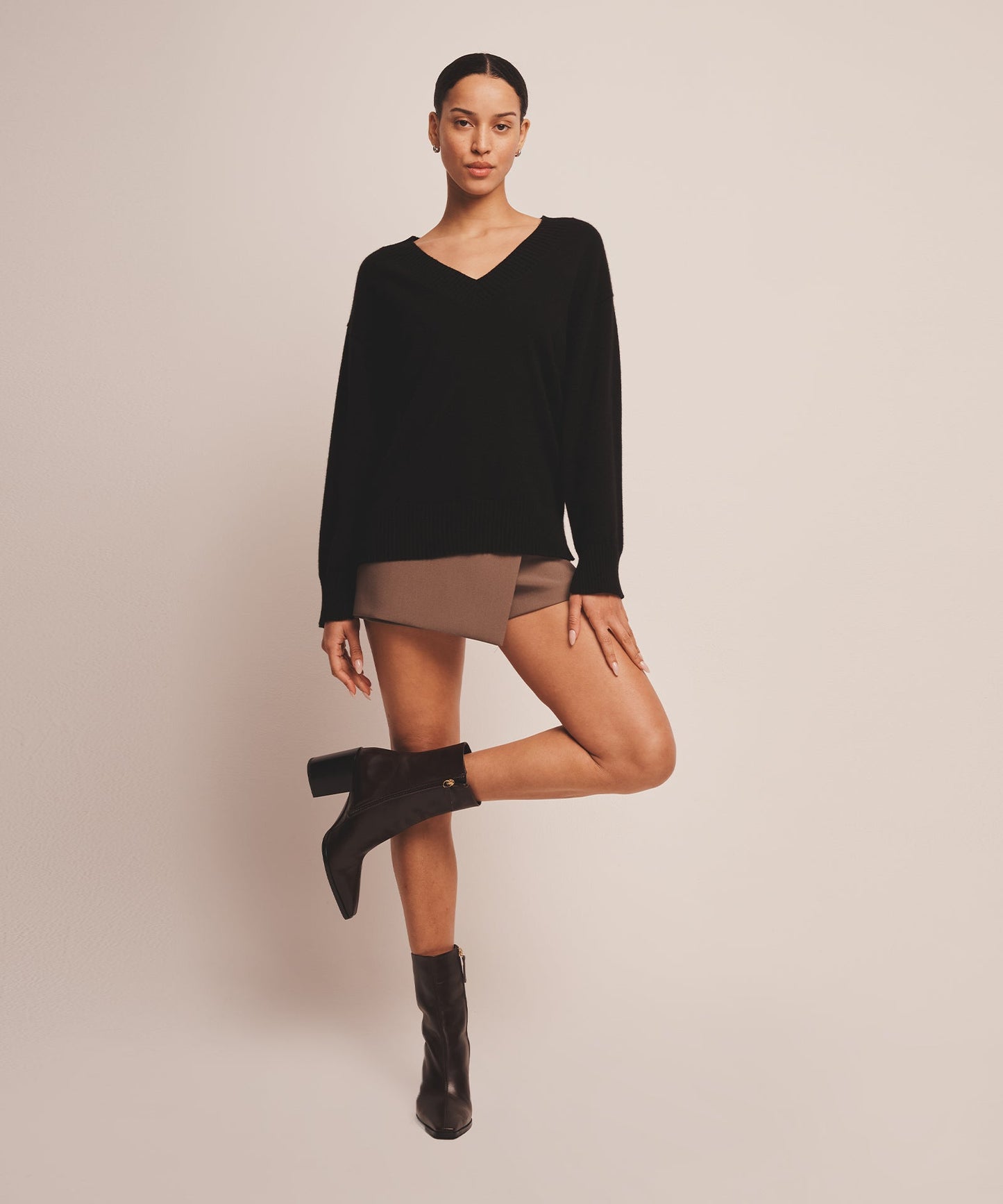 Signature Cashmere Wide Sleeve V-Neck Sweater