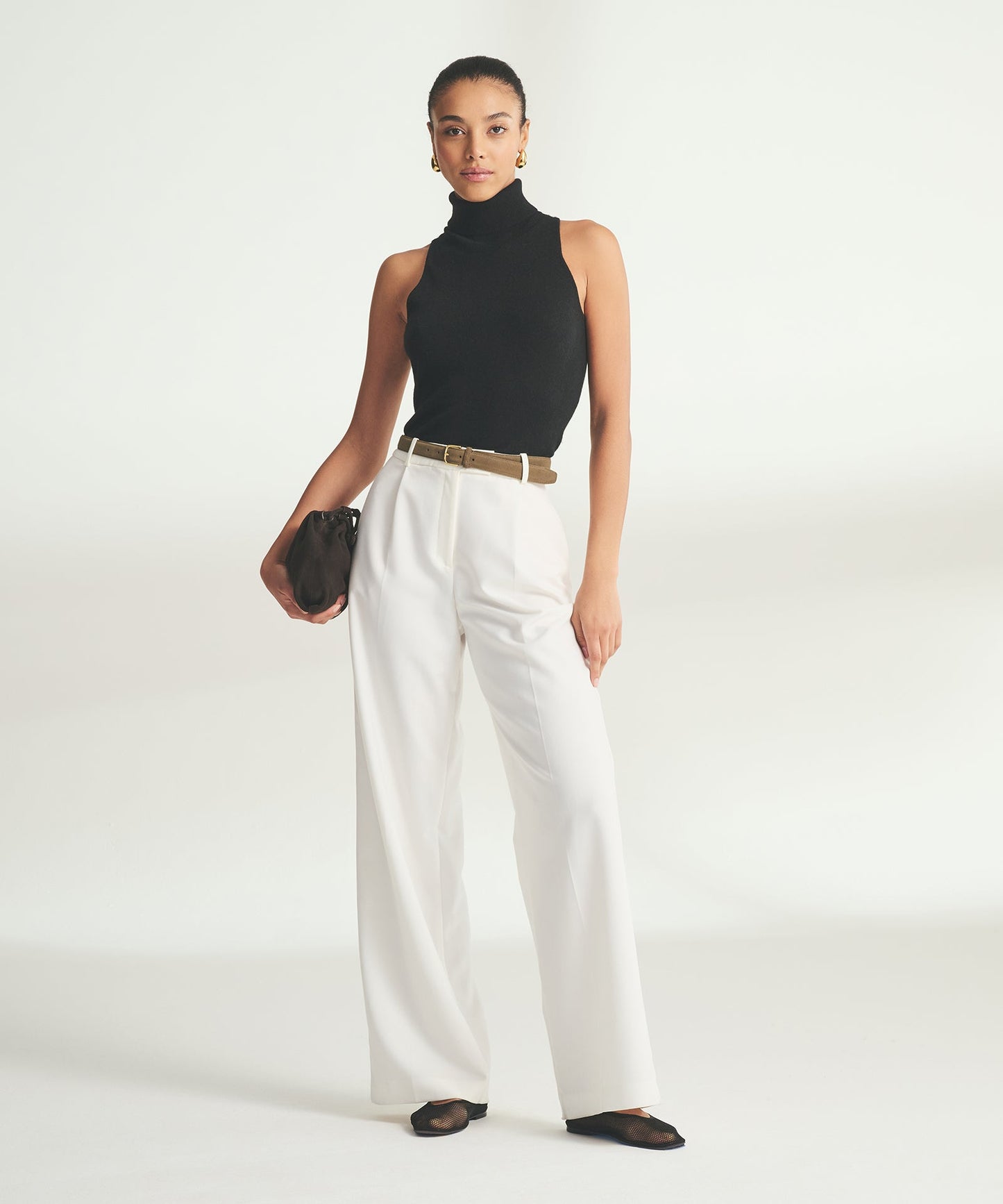 Signature Cashmere Sleeveless Turtleneck