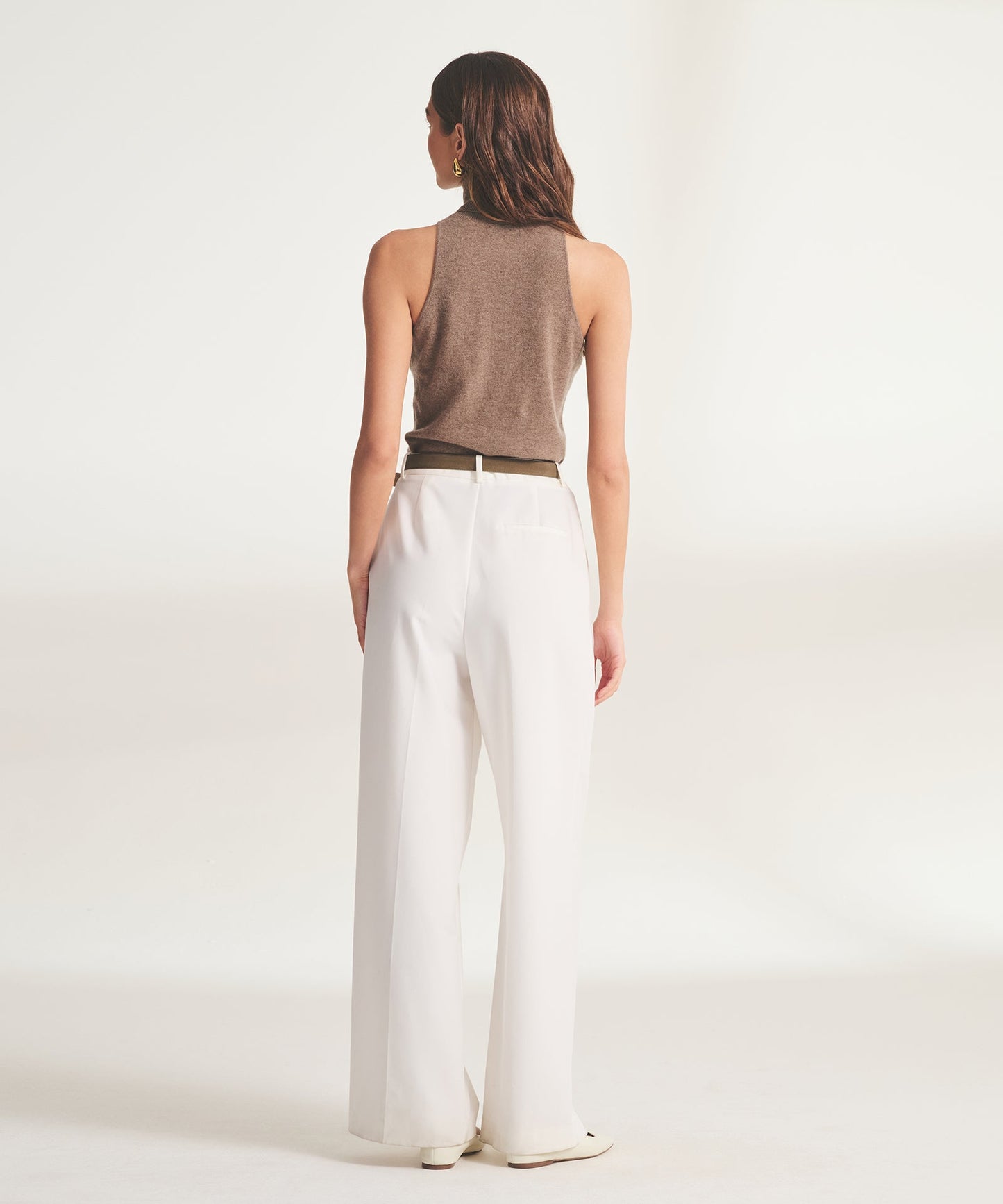 Signature Cashmere Sleeveless Turtleneck