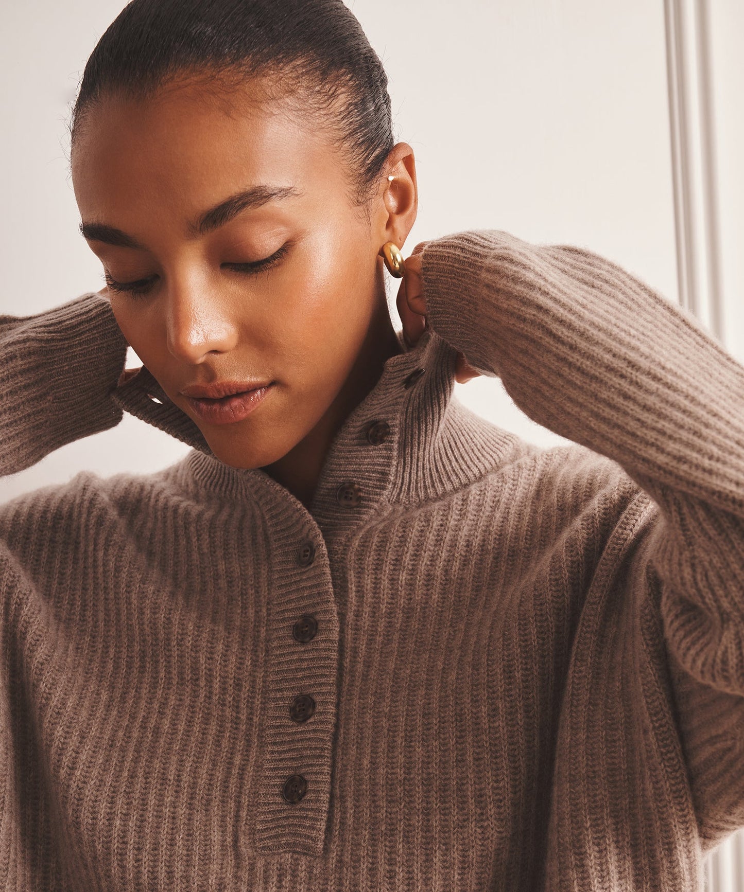 Super Luxe Cashmere High Neck Henley Sweater