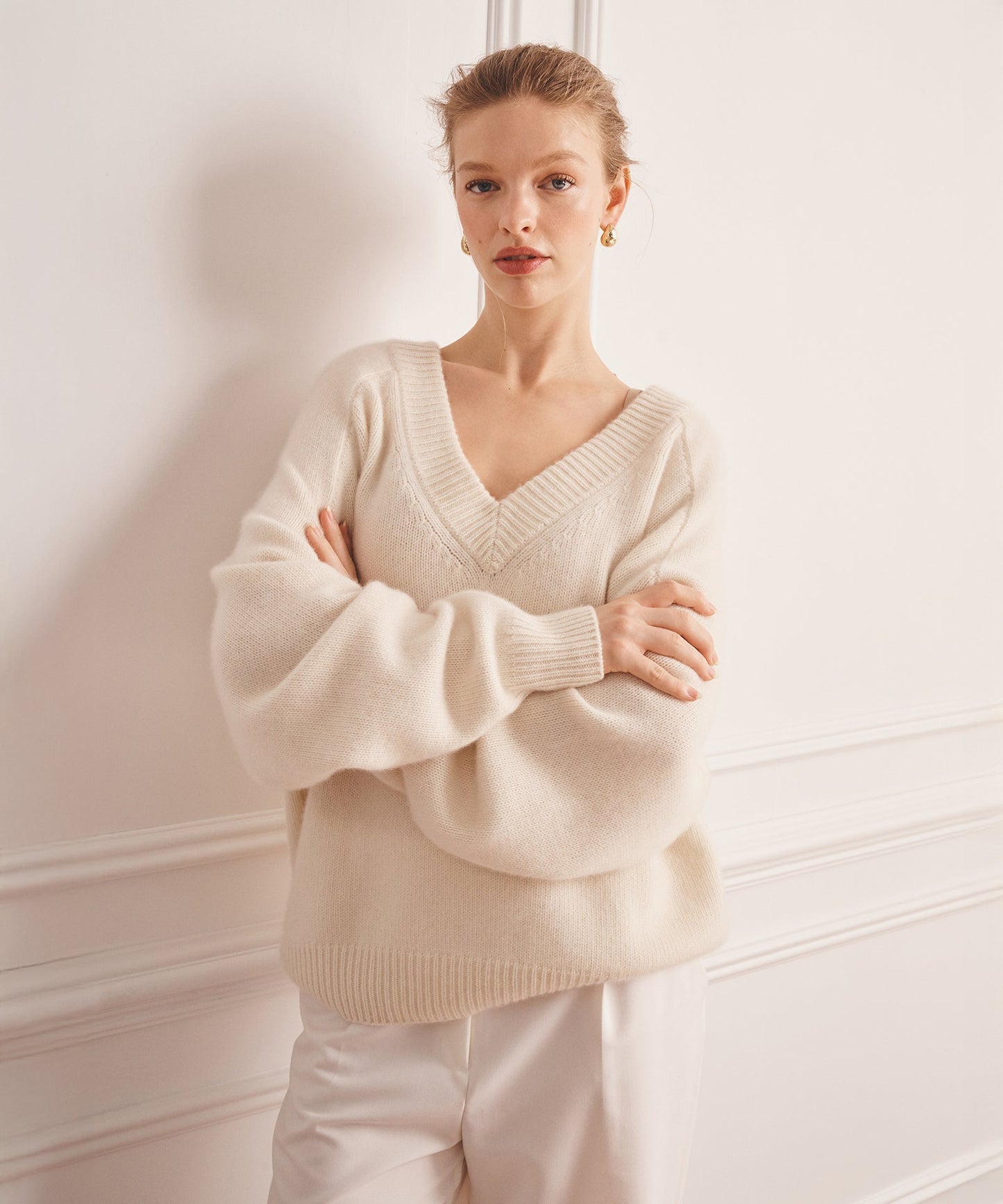 Super Luxe Cashmere V-Neck Sweater