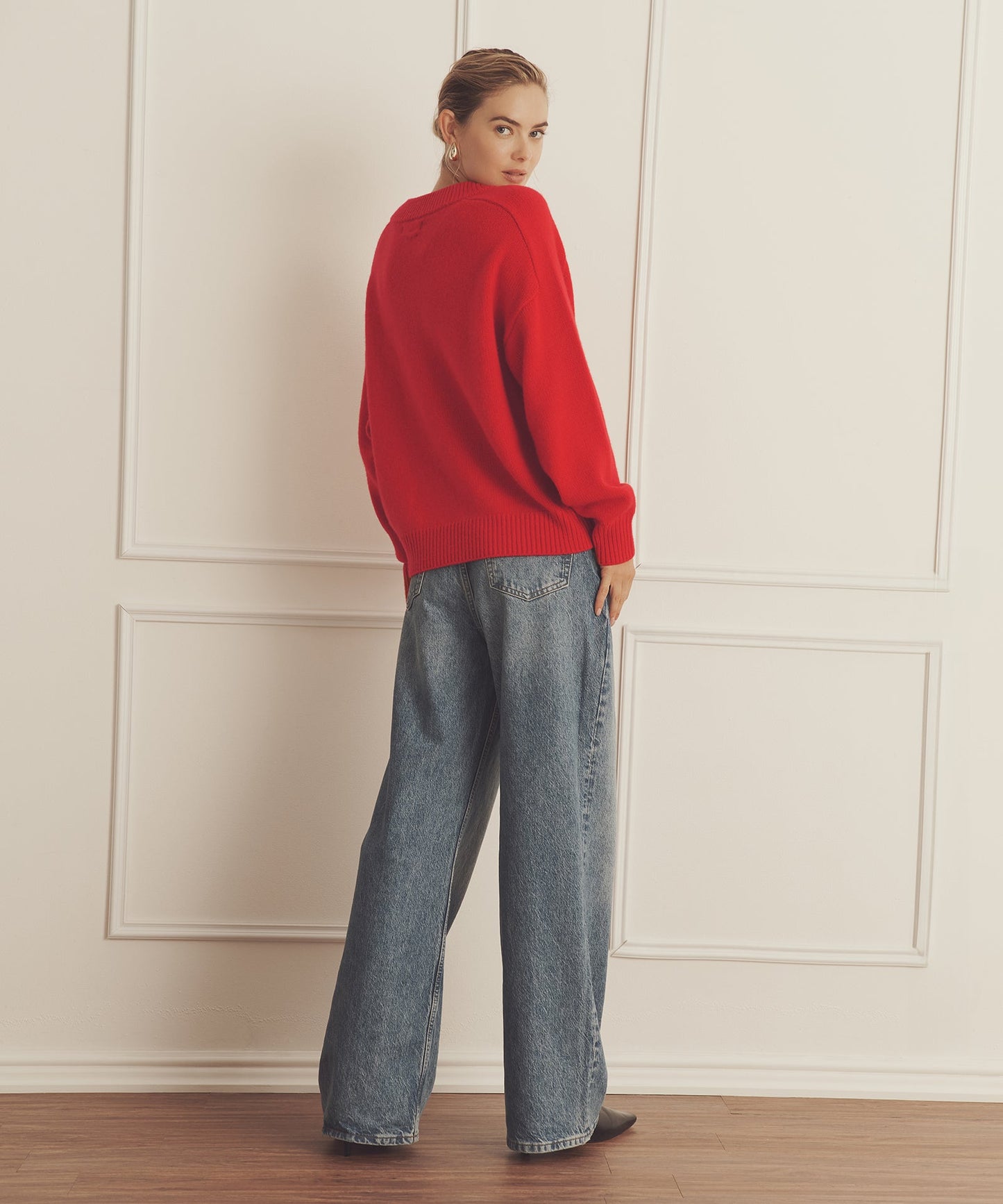 Super Luxe Cashmere V-Neck Sweater